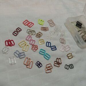35 pairs of colored fasteners for jewelry, bras, and swimsuits